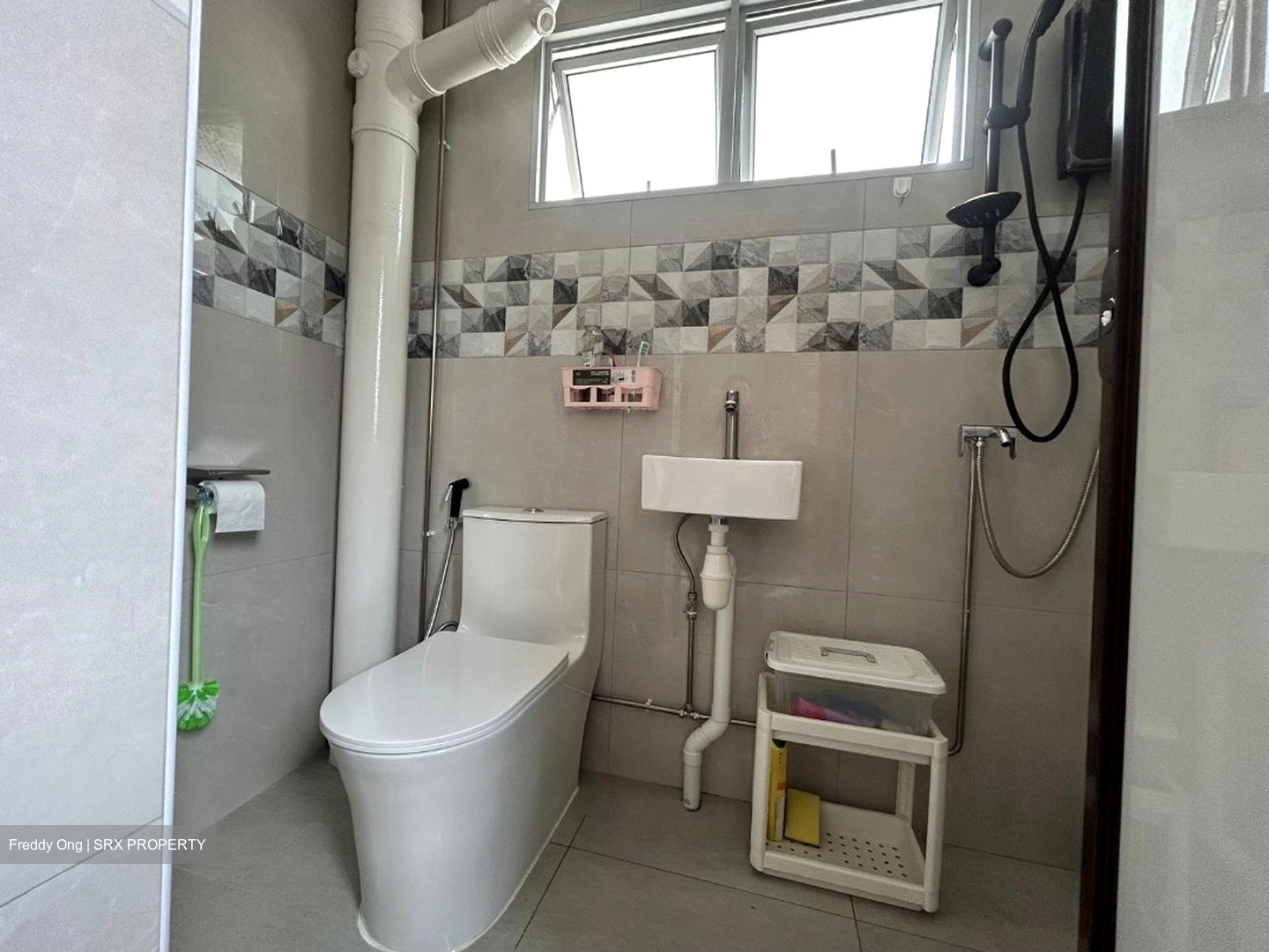 Bedok Reservoir Road (Bedok),  #616529341